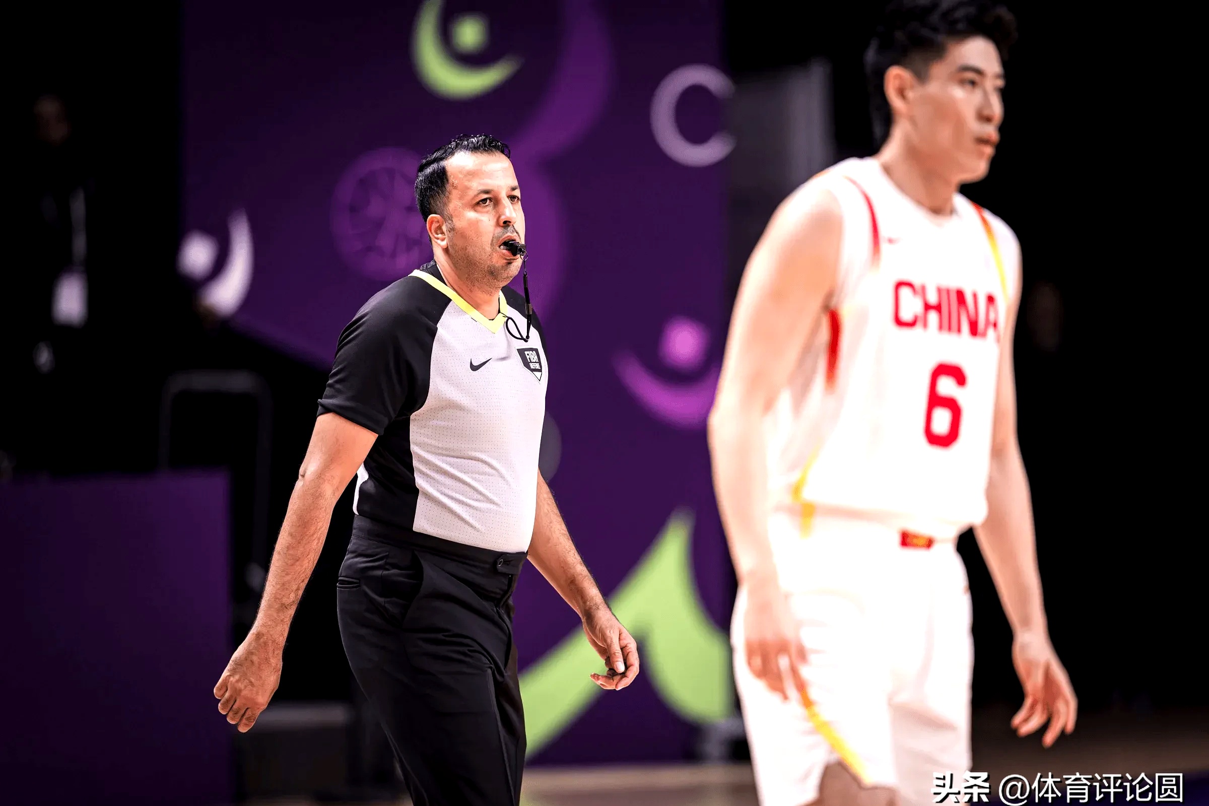 爱游戏2025必玩关于山东男篮发布备战花絮；赛后门线救险；NBA常规赛任务艰巨；心理建设被强调的信息