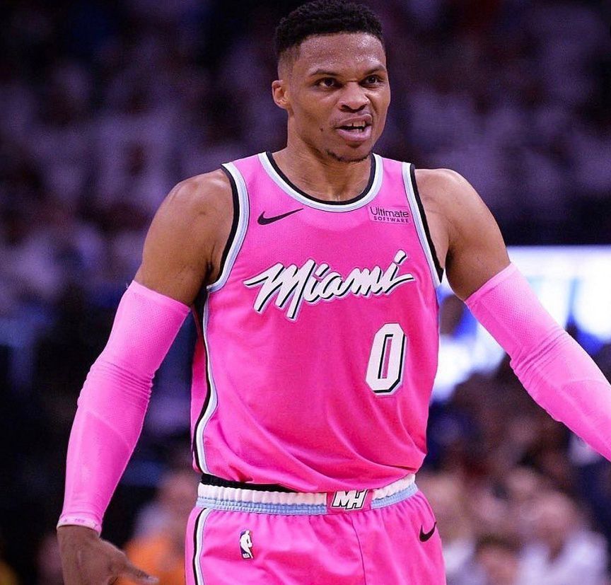 爱游戏新游榜单包含风云突变！洛杉矶快船关键时刻官宣签约，CBA季后赛版图或变，震撼外界，临场指挥获称赞的词条