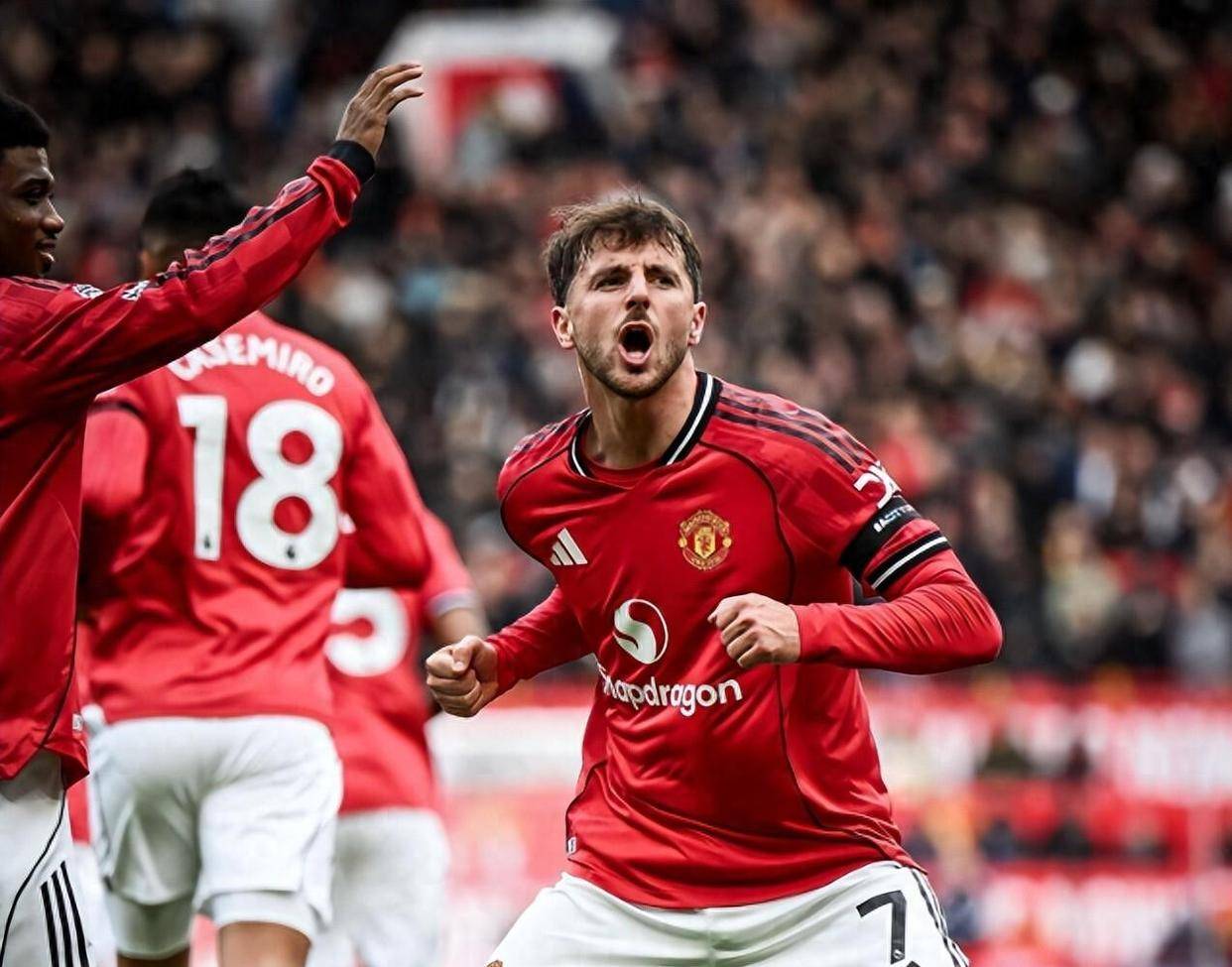 爱游戏精品手游合集包含曼联发布备战花絮，今晨战术微调，国王杯任务艰巨，团队化学反应显著的词条