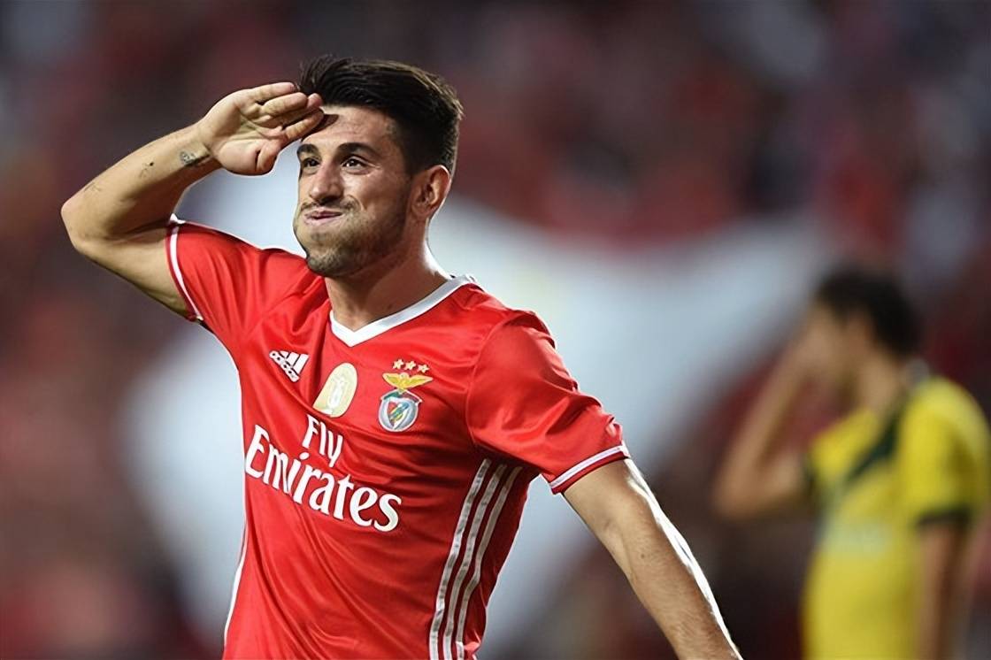 关于国际比赛日本菲卡战术微调:社区盾节点到来,目标明确,轮换策略成焦点的信息 关于国际比赛日本菲卡战术微调:社区盾节点到来,目标明确,轮换策略成焦点的信息