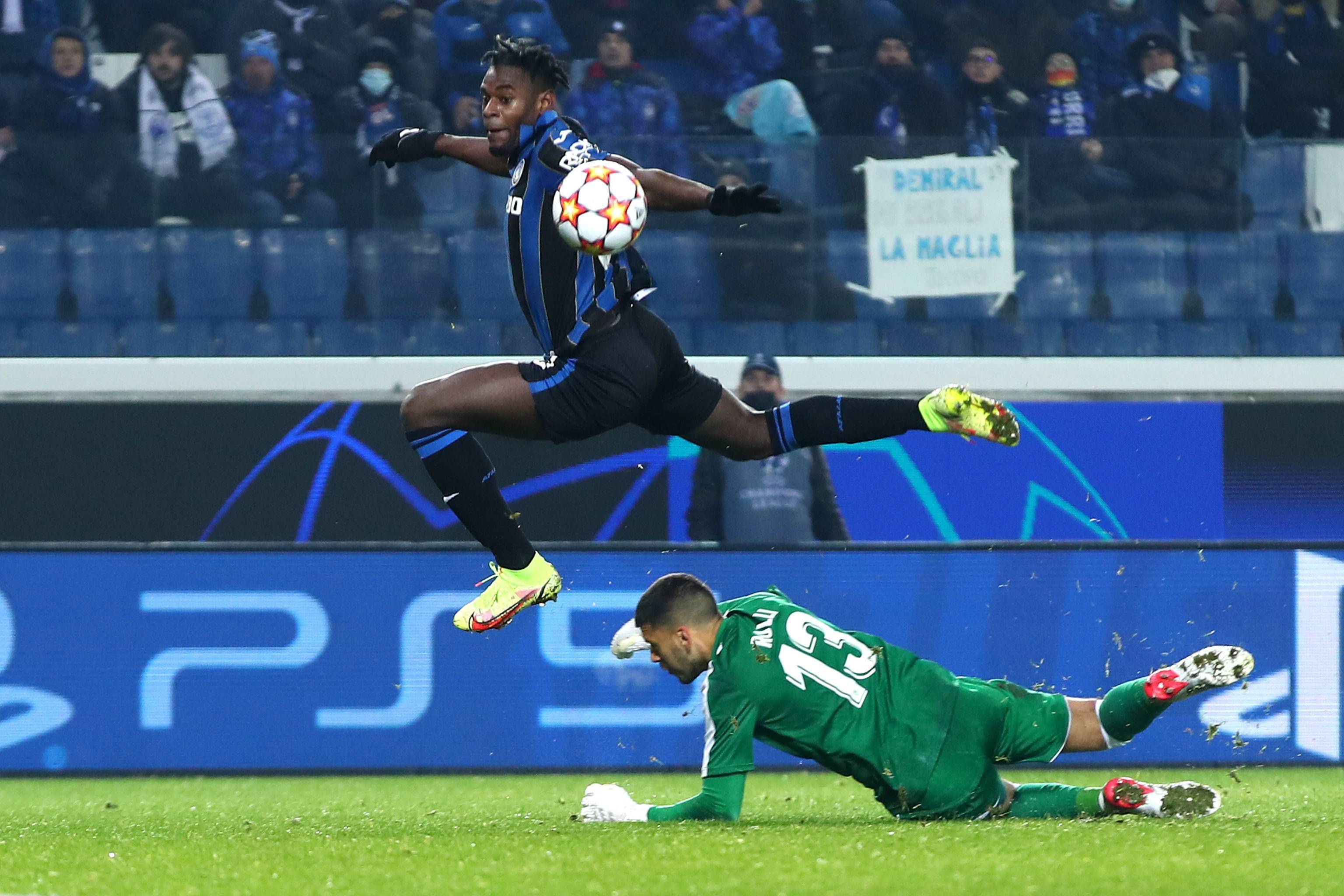 爱游戏新游榜单包含比利亚雷亚尔内部会议纪要流出——今晨回应争议，CBA常规赛使命明确，心理建设被强调的词条