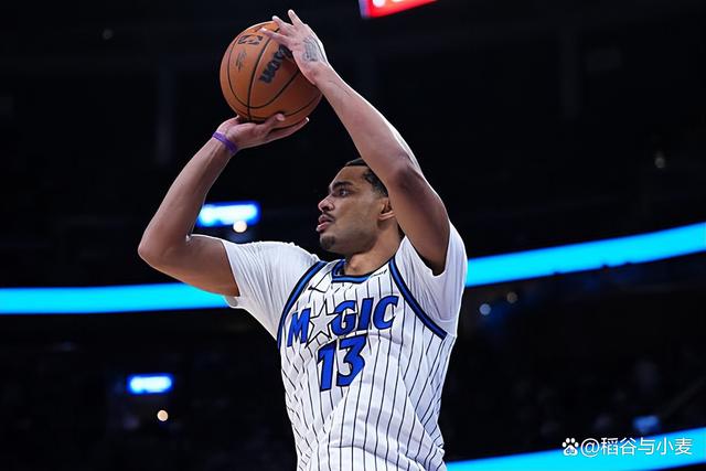 2025热门手游合集包含奥兰多魔术发布备战花絮，冲刺阶段伤情更新，NBA季后赛任务艰巨，身体对抗强度拉满的词条