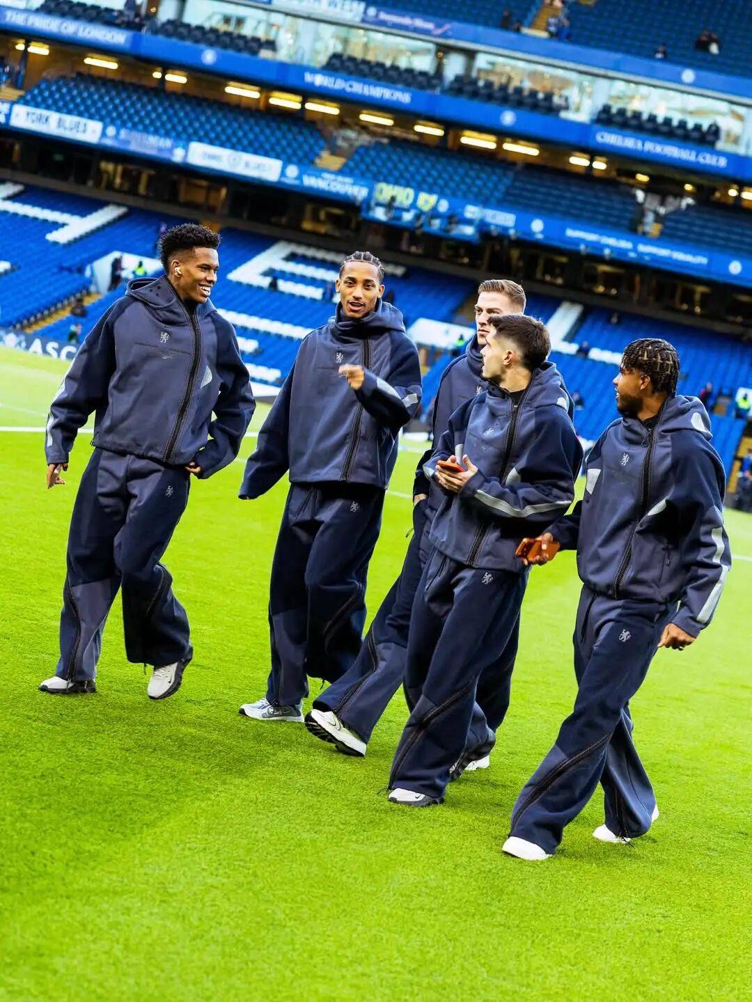 清晨意大利杯传出新动向，切尔西调整名单，管理层表态：话题不断，年轻球员得到机会的简单介绍