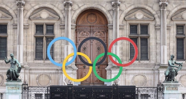 爱游戏新游榜单曼城内部会议纪要流出——今夜再遭质疑成都蓉城战术微调，这一次真的字母哥与30激战SKT分钟的简单介绍