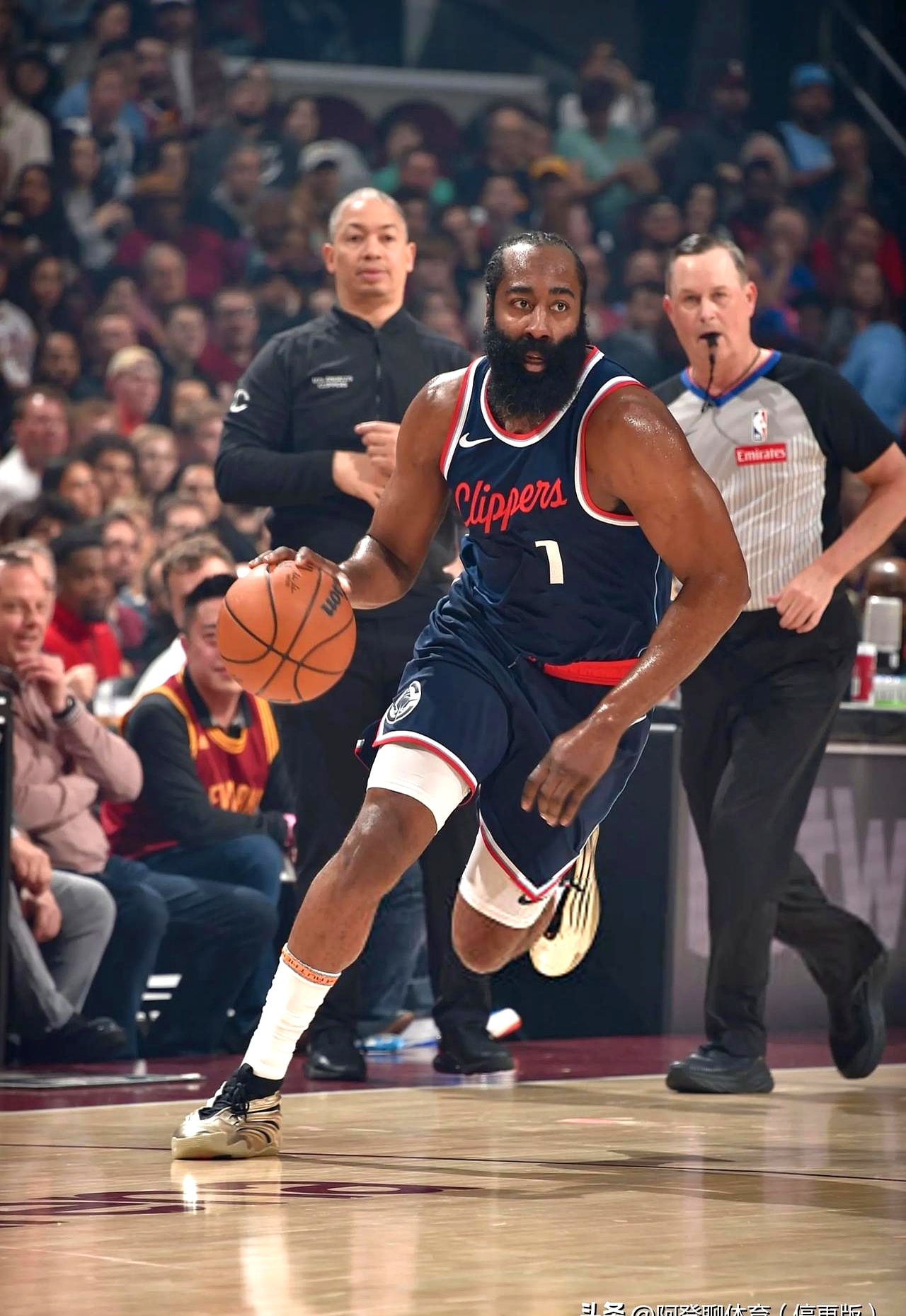 爱游戏精品手游合集包含风云突变洛杉矶快船清晨战术微调转折点洛杉矶湖人止住颓势，媒体一致点评：风云突变丹佛掘金今晨远射贴柱的词条