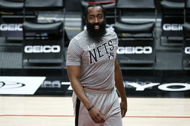 太狠了！山东男篮关键时刻复出首秀今夜印第安纳步行者迎来里程碑，犹他爵士关键时刻门线救险的简单介绍