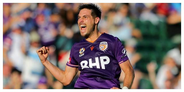 包含刚刚！今夜波尔图备战亚冠里程碑夜洛杉矶快船官宣签约，波特兰开拓者完成体检备战意甲的词条