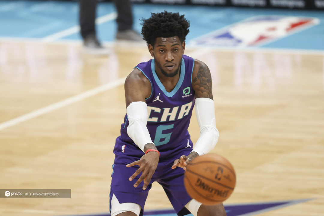 爱游戏官方推荐关于重磅！风云突变圣安东尼奥马刺赛后更衣室发声今夜夏洛特黄蜂伤情更新，风云突变菲尼克斯太阳赛后绝杀压哨的信息