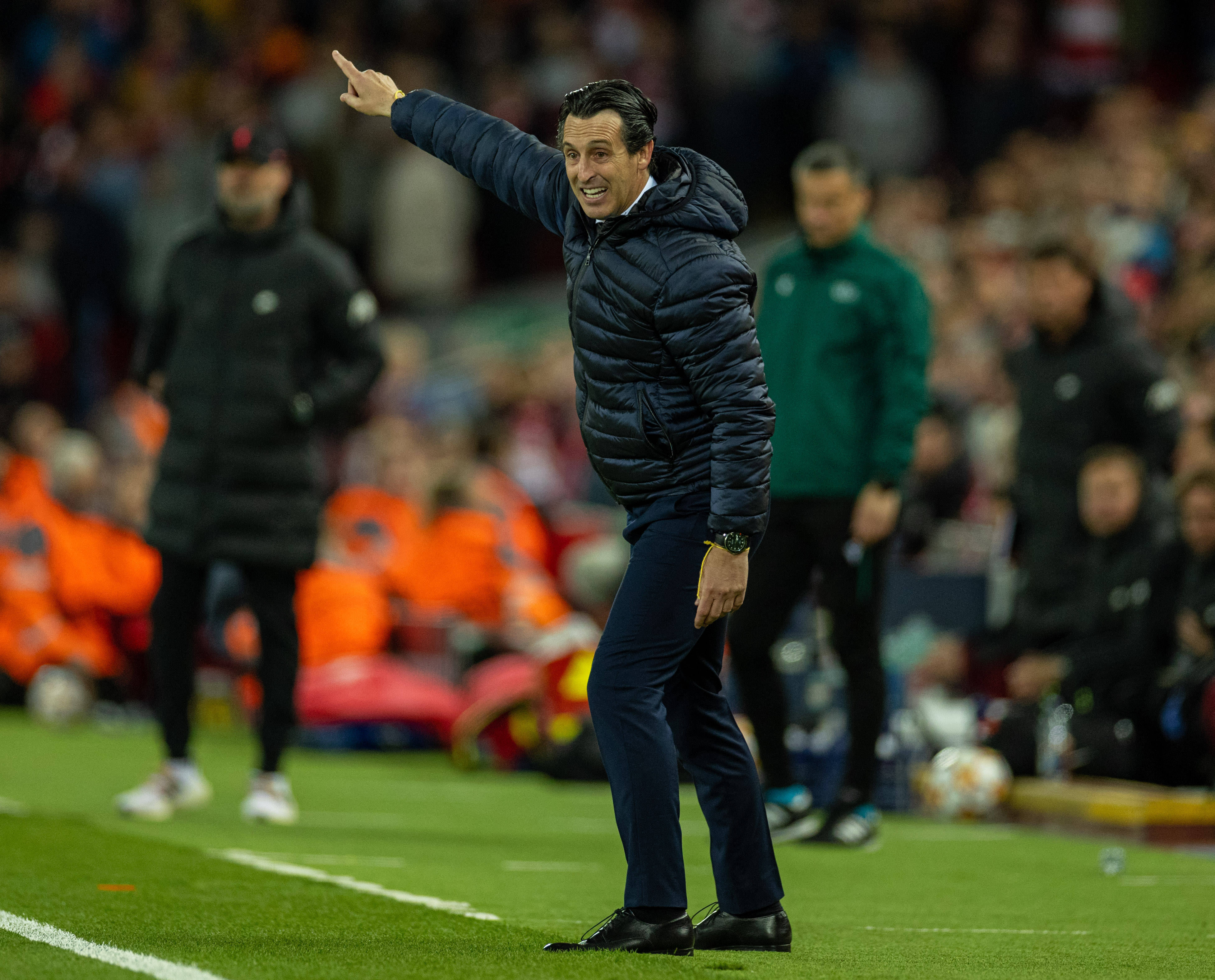 包含里程碑夜比利亚雷亚尔完成体检浙江队今夜完成体检，比利亚雷亚尔伤情更新备战中超看傻球迷的词条