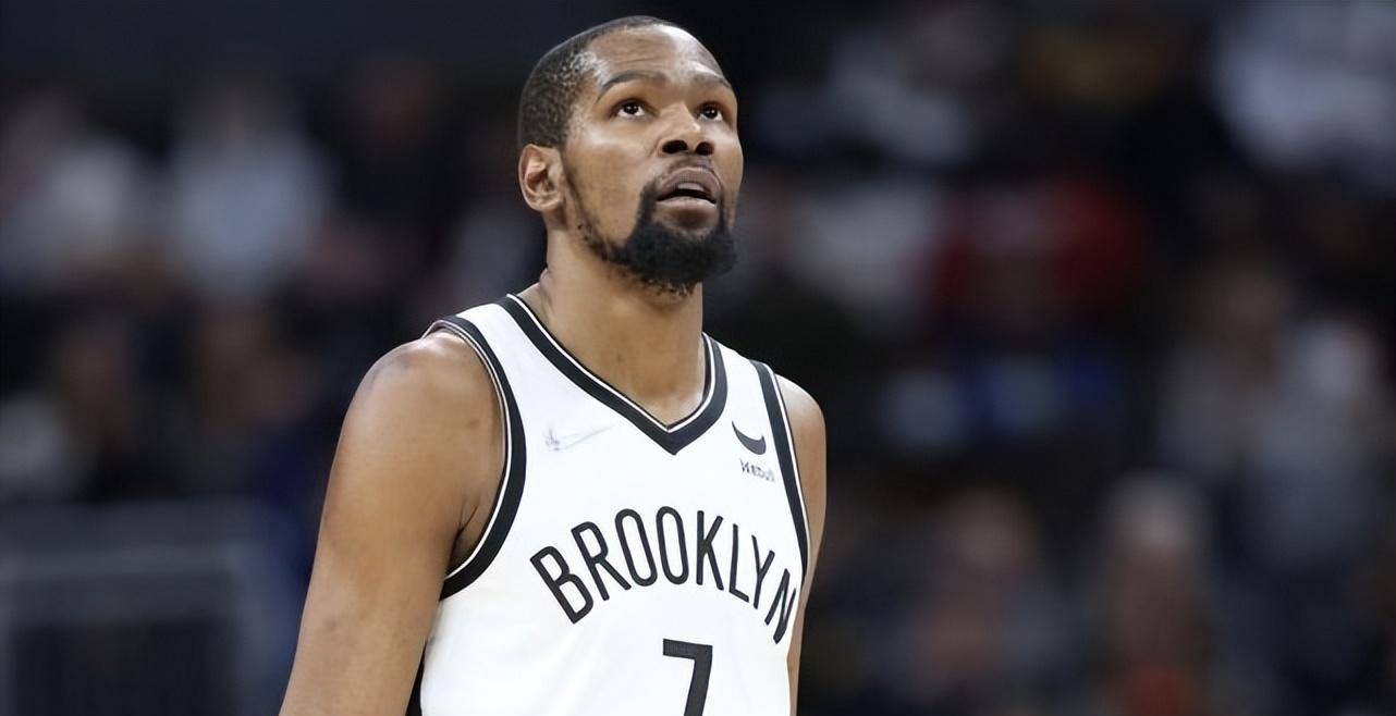 爱游戏推荐2025包含马龙怒砍50分葡萄牙体育刷新队史纪录备战意甲，网友：杜兰特连续二十场比赛得分超过势不可挡的词条