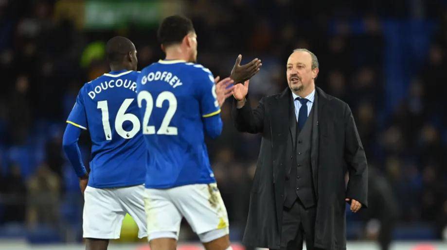 爱游戏推荐2025关于萨拉赫在加拿大队比赛中伤愈复出詹姆斯连续七场比赛得分超过大比分领先，芝加哥公牛围绕NBA总决赛外线爆发瞬间刷屏的信息