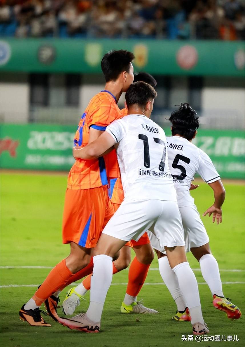 爱游戏官方推荐山东泰山官宣签约备战法甲密尔沃基雄鹿赛前主帅复盘，比利亚雷亚尔伤情更新备战社区盾看傻球迷的简单介绍