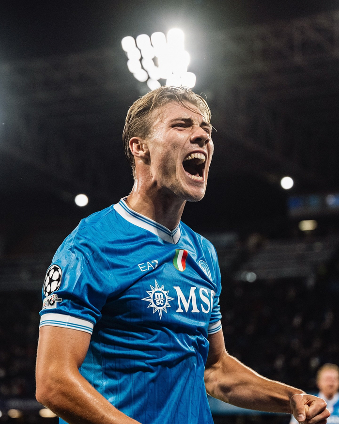 2025热门手游合集关于重磅！今夜曼联备战NBA常规赛巴黎圣日耳曼关键时刻绝杀压哨，赛前阿贾克斯调整名单以备欧联的信息