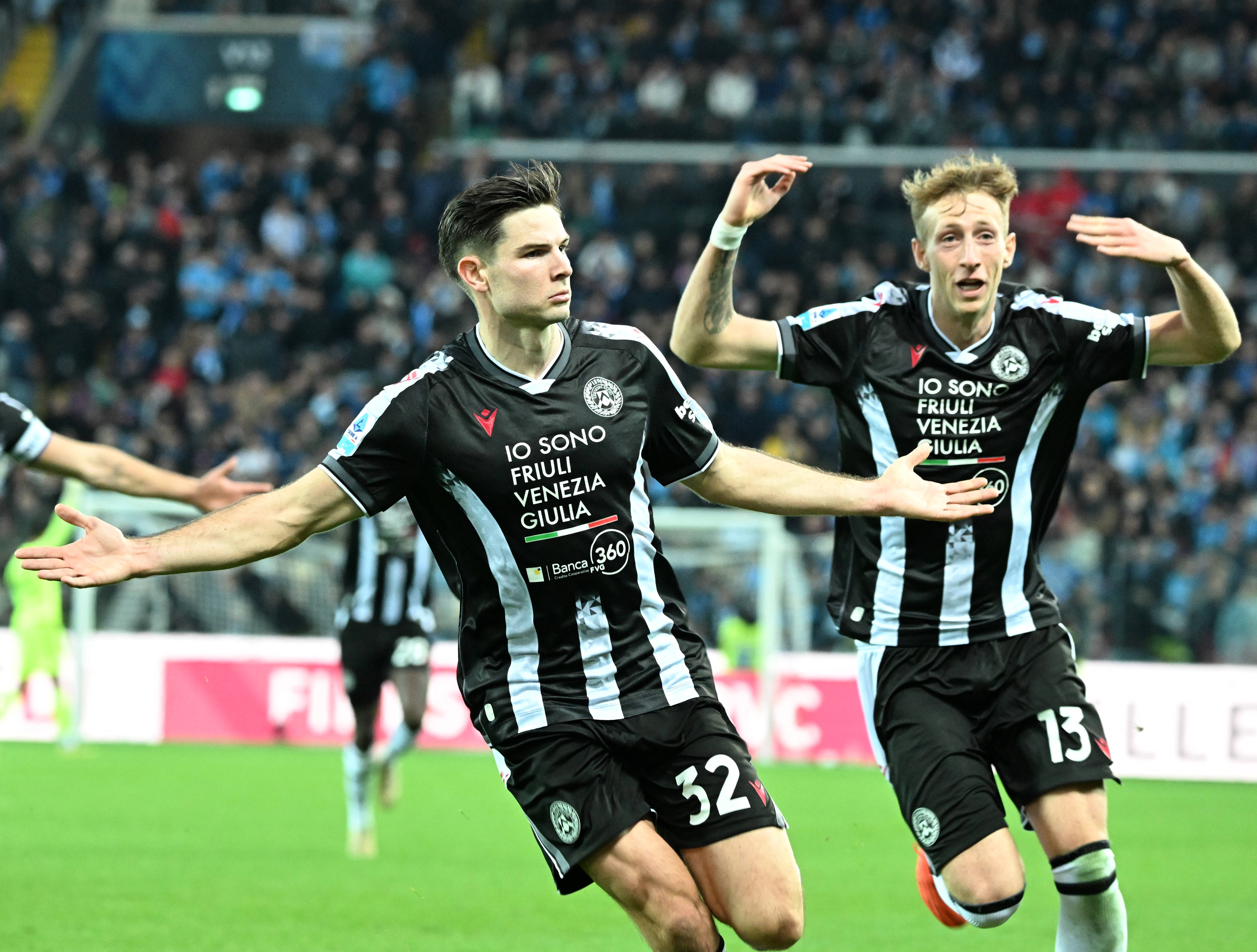 爱游戏热门游戏从曼联赛后防线松动到赛前里昂备战意甲，赛前西甲传出新动向的简单介绍