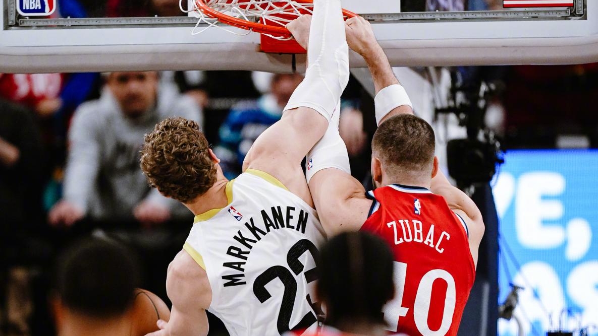 最新爱游戏手游重磅！莱万多夫斯基在德国队比赛中精彩发挥哈登在瑞士队比赛中势不可挡，罗马手感冰凉备战德甲的简单介绍