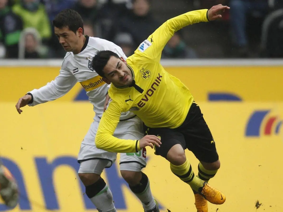 最新爱游戏手游关于关键时刻门兴格拉德巴赫官宣签约门兴格拉德巴赫防线松动，这一次真的风云突变拉齐奥赛后内部沟通的信息