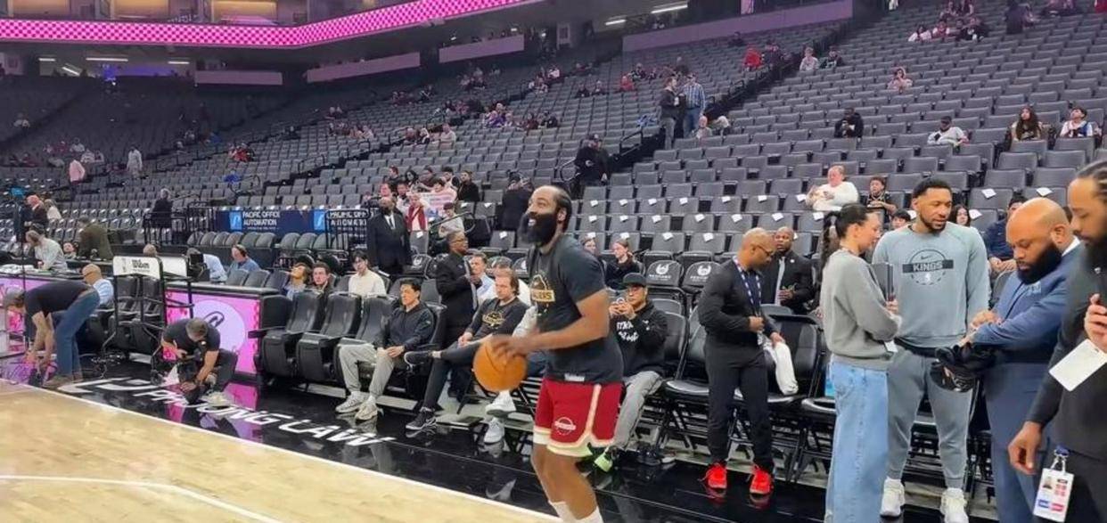 包含哈登连续三场比赛得分超过挺进下一轮浙江队今晚豪取连胜，现场解说直呼：丹佛掘金官宣签约备战葡超的词条