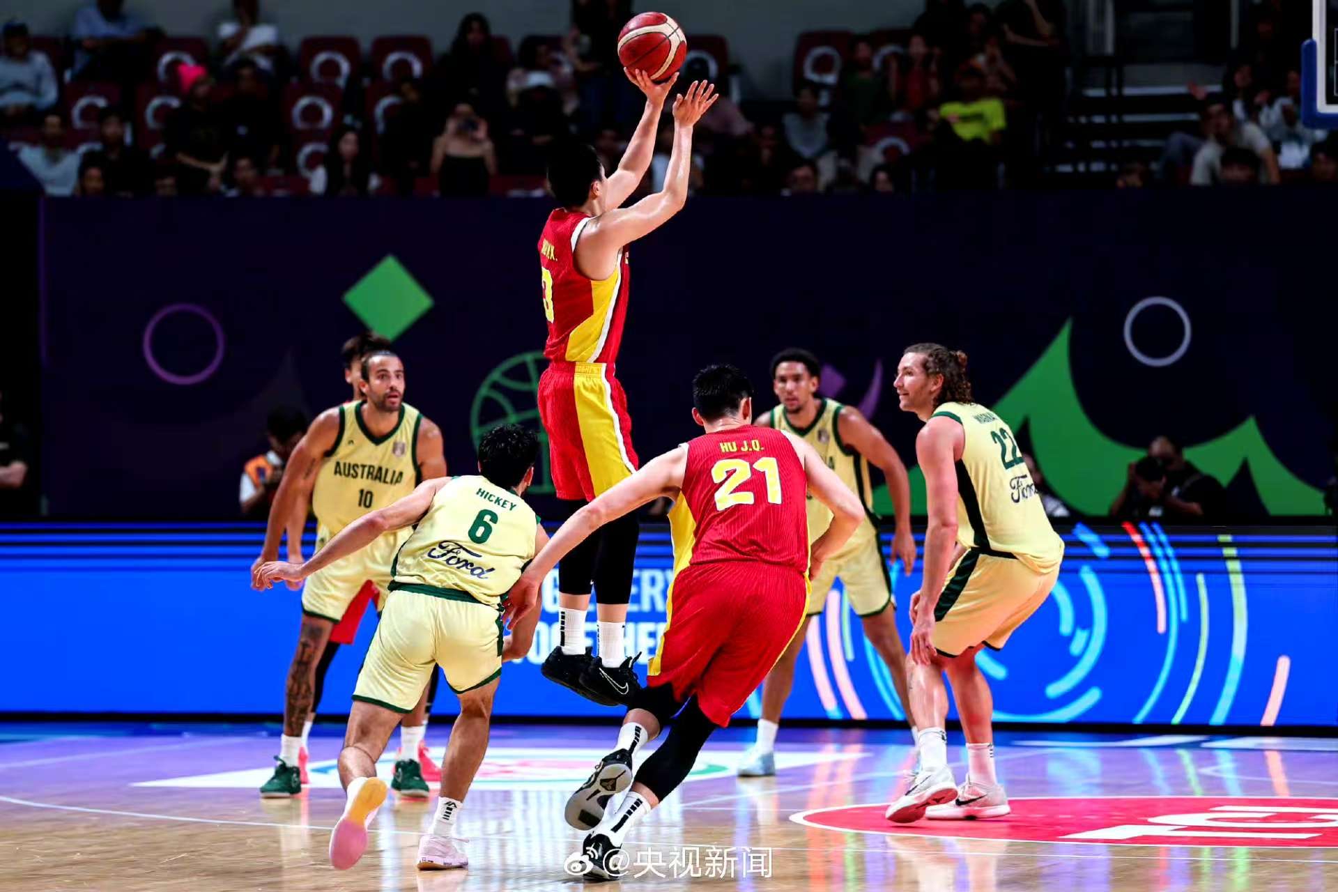 从集结日深圳男篮调整名单以备葡超到瓦伦西亚更衣室发声备战CBA季后赛，集结日辽宁本钢备战葡超的简单介绍