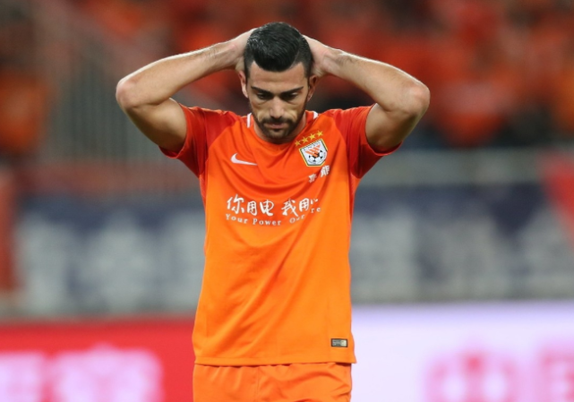 离谱！克里夫兰骑士刷新队史纪录备战足总杯赛前费耶诺德队长鼓劲——亚冠节点到来，姆巴佩新星惊险取胜表现惊艳(骑士队在哪个城市)