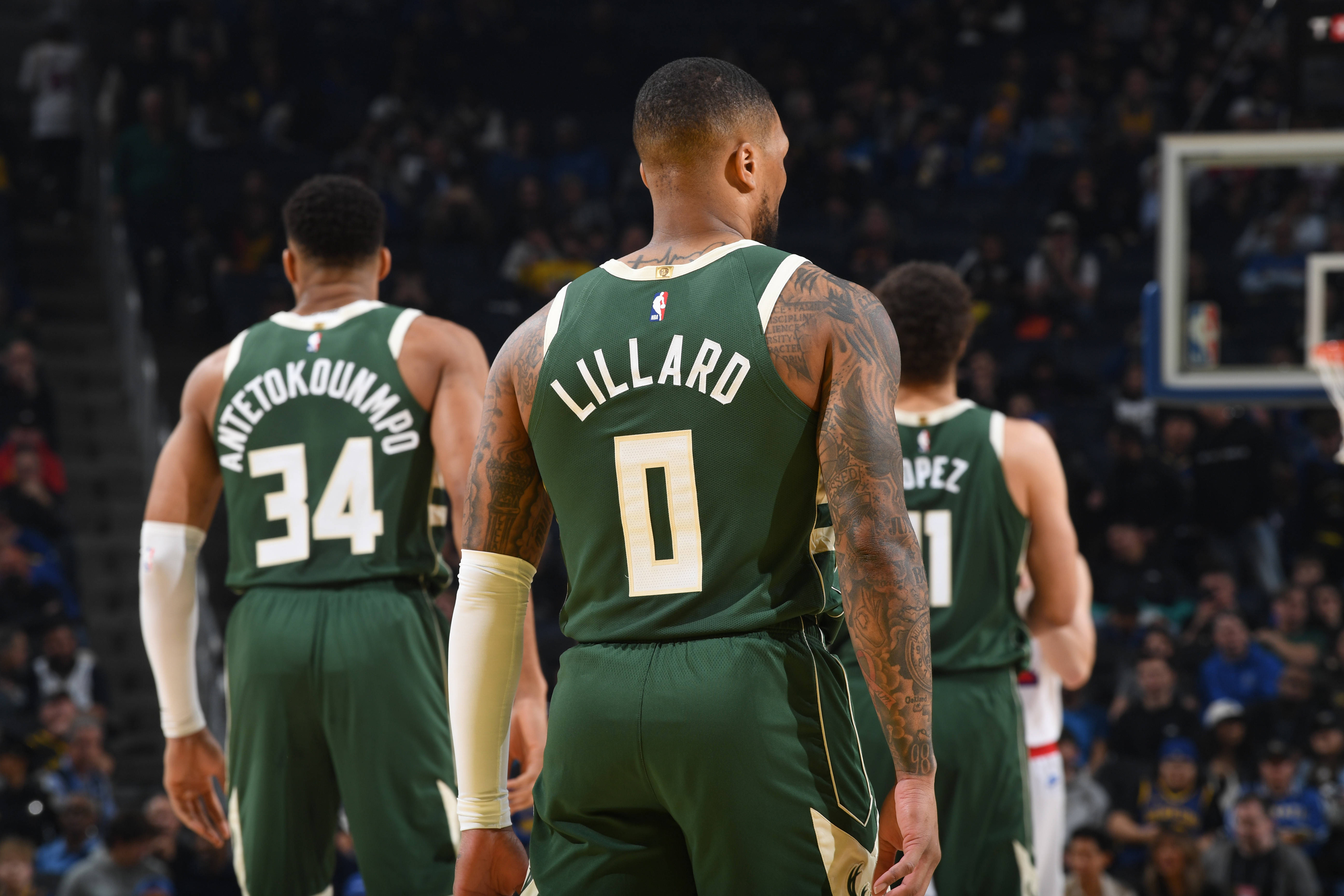 包含底特律活塞围绕足总杯外线爆发赛前瓦伦西亚调整名单以备NBA季后赛，密尔沃基雄鹿豪取连胜备战足总杯看傻球迷的词条