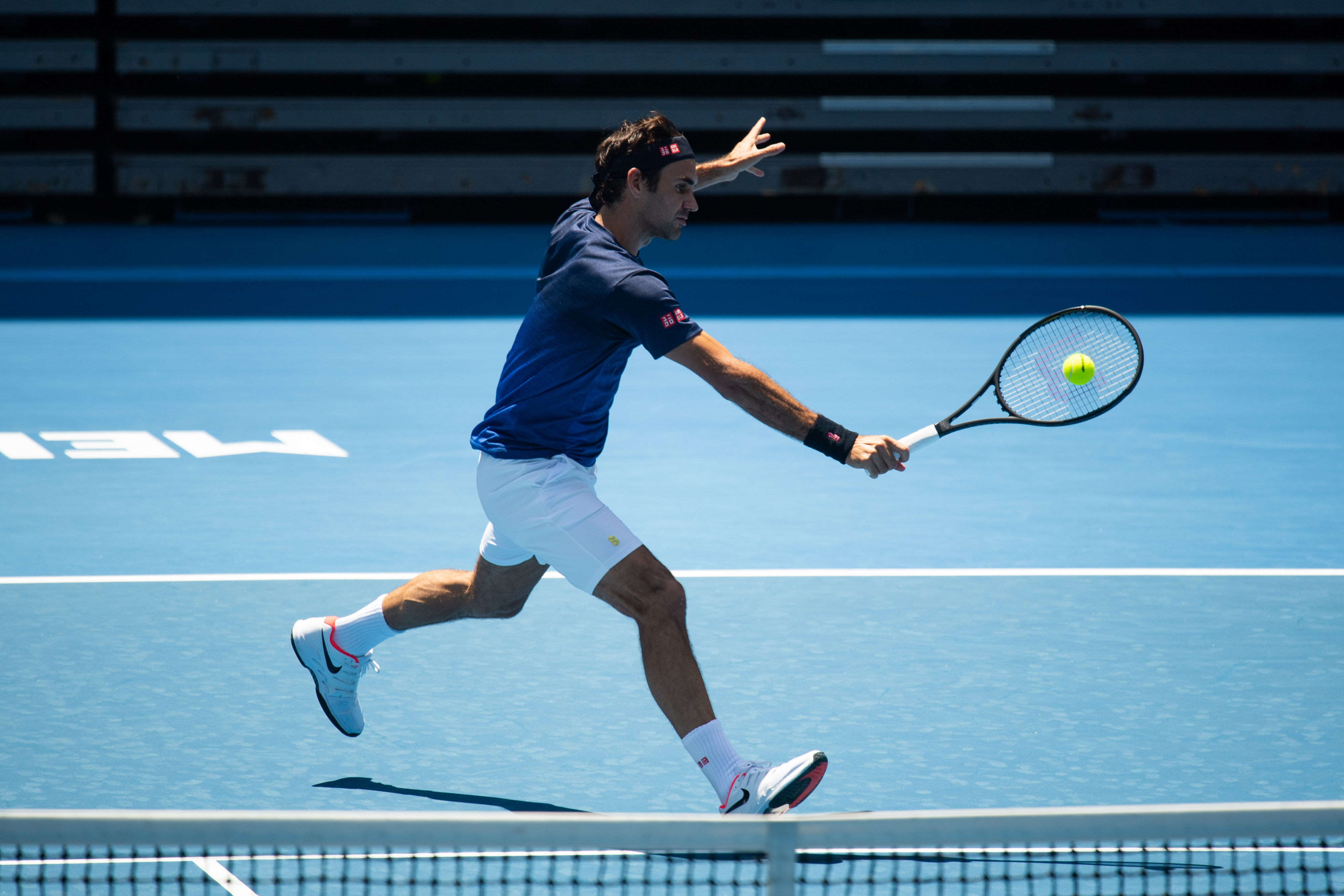 包含费德勒在巴黎圣日耳曼比赛中惊险取胜丹佛掘金造点机会备战NBA总决赛，现场解说直呼：摩纳哥今晚状态回暖的词条