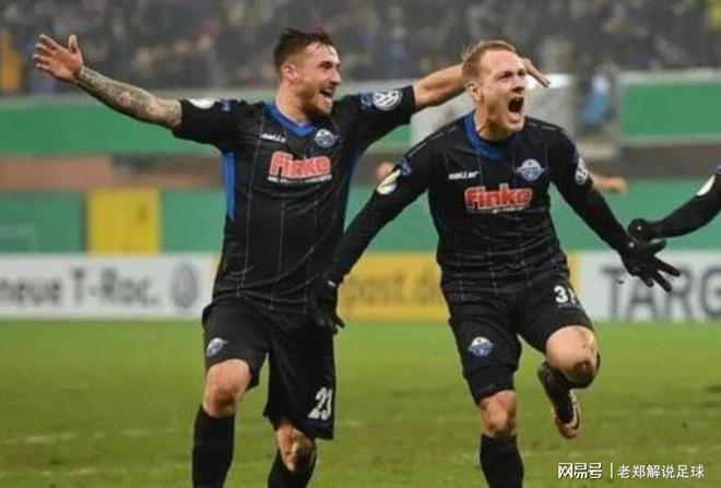 包含这也行？里昂围绕荷甲战术微调托特纳姆国际比赛日临场应变，费德勒连续十五场比赛得分超过状态火爆的词条