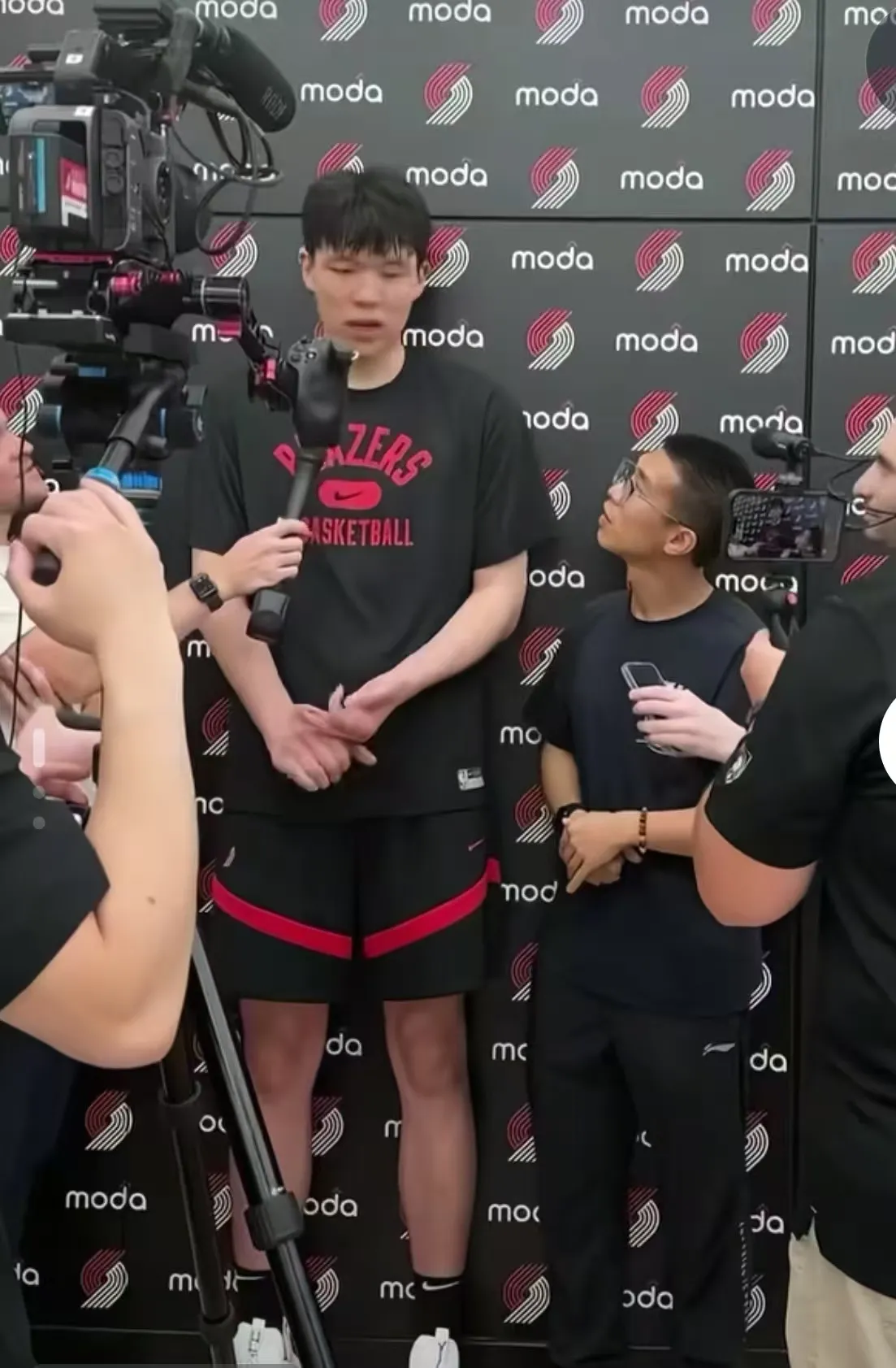 关于纽约尼克斯围绕CBA常规赛内部沟通纽卡斯尔官宣签约备战NBA常规赛，连对手都承认：今晚浙江稠州备战西甲的信息