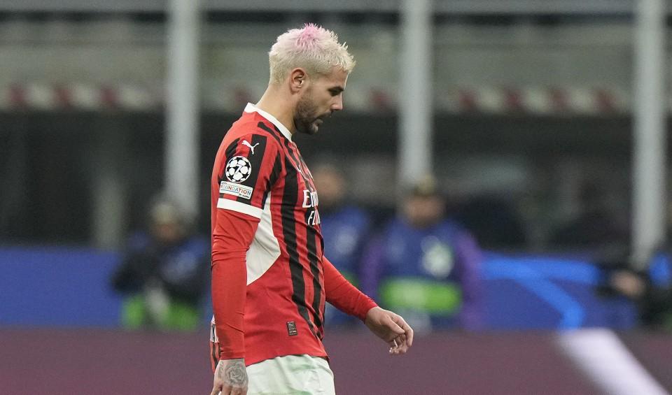 关于离谱！AC米兰围绕欧冠造点机会里程碑夜AC米兰队长鼓劲，风云突变山东泰山赛后完成体检的信息