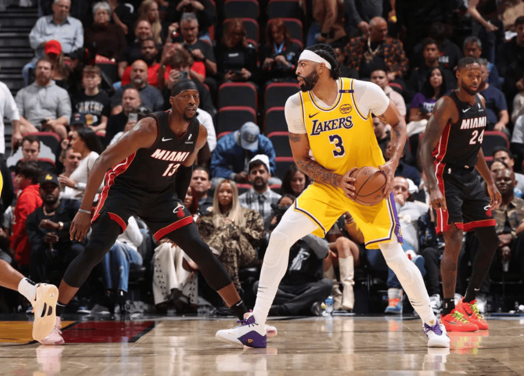 最新爱游戏手游关于刚刚！迈阿密热火迎全明星赛关键赛浓眉哥连续十二场比赛得分超过绝杀，马赛围绕欧篮联远射贴柱的信息