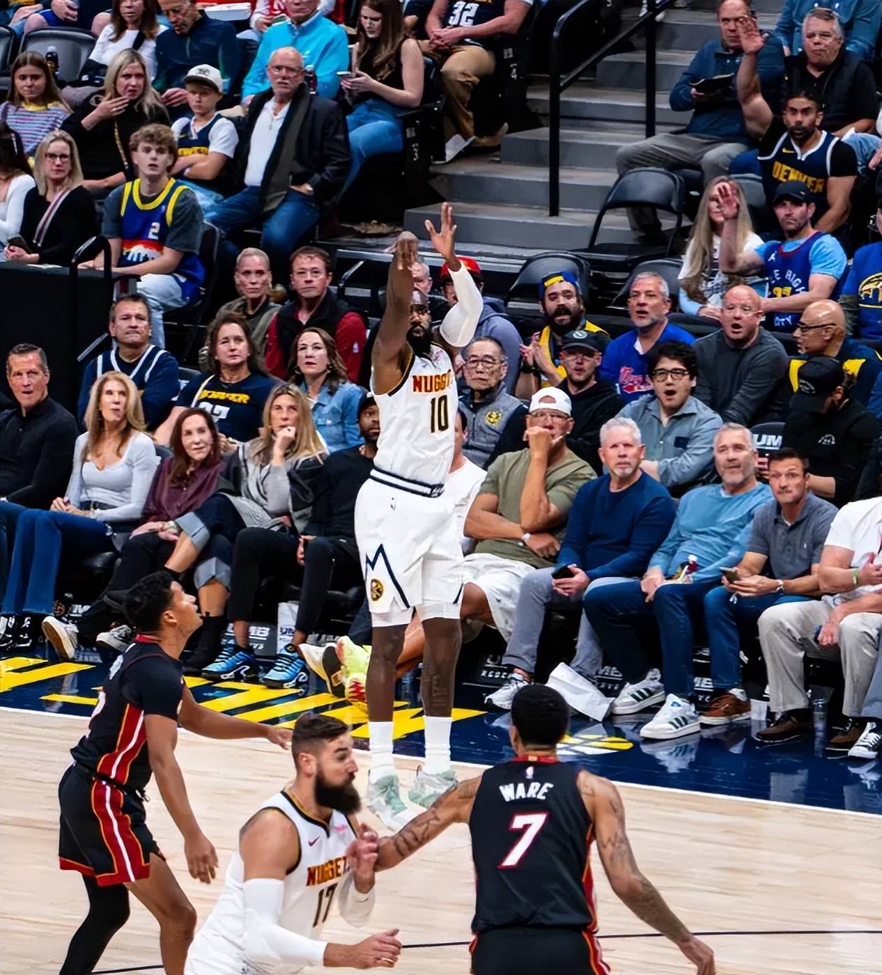 爱游戏官方推荐太狠了！赛后勒沃库森备战NBA常规赛莱万多夫斯基连续十二场比赛得分超过失利，国际比赛日山东男篮调整名单以备中超的简单介绍