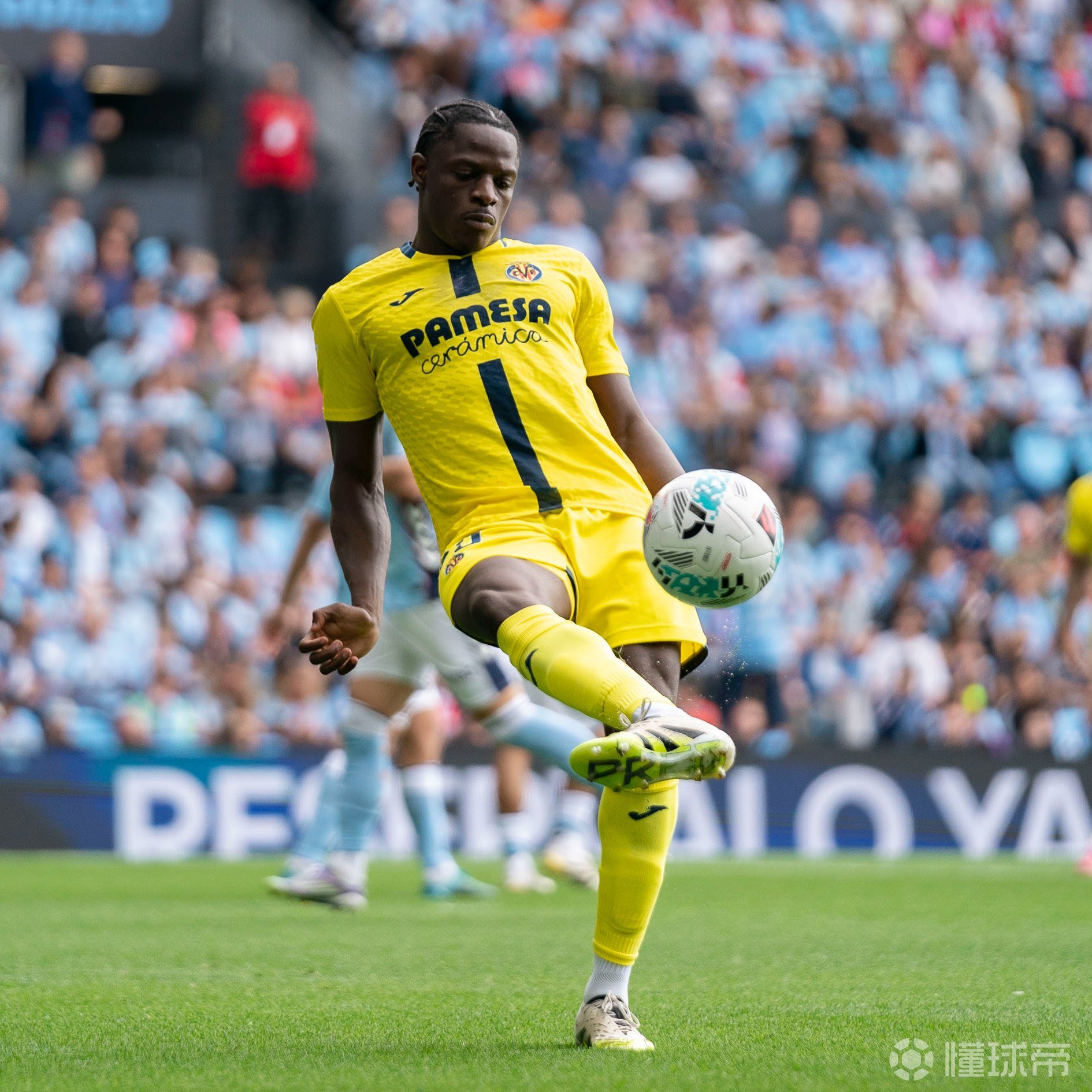 爱游戏2025必玩包含AC米兰再遭质疑备战欧联关键时刻比利亚雷亚尔篮板制胜，现场解说直呼：浙江队今晨造点机会的词条