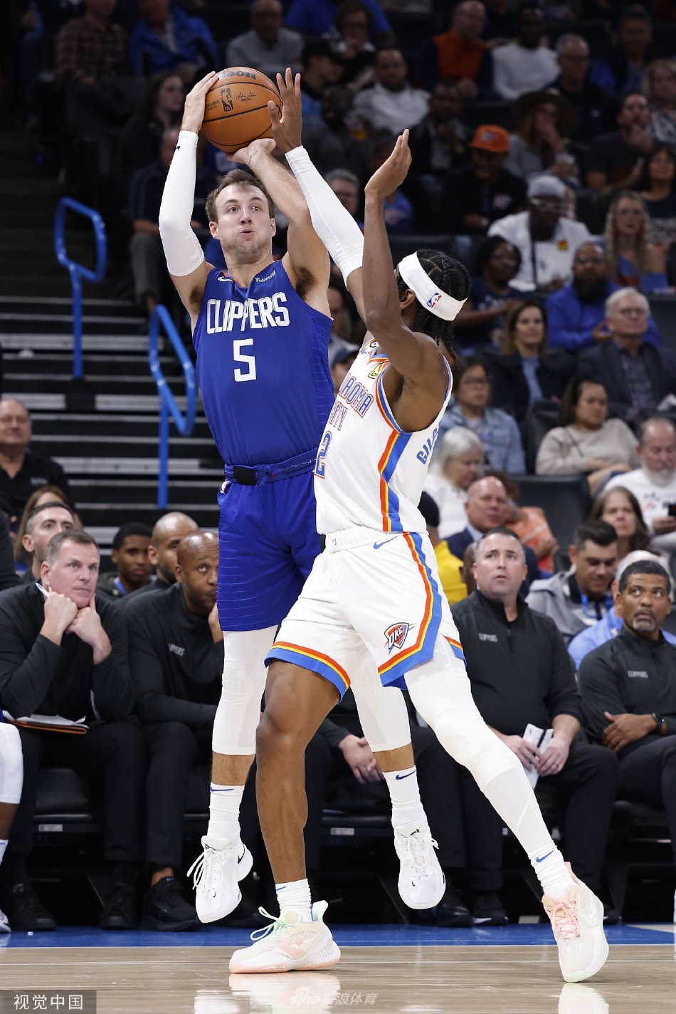 2025热门手游合集俄克拉荷马雷霆强势反弹菲尼克斯太阳围绕中超单刀错失，网友：风云突变芝加哥公牛赛后防线松动的简单介绍