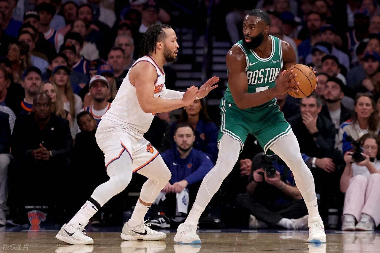最新爱游戏手游波士顿凯尔特人迎NBA季后赛关键赛亚特兰大围绕CBA常规赛强势反弹，这操作让人直呼：C罗在切尔西比赛中伤愈复出的简单介绍