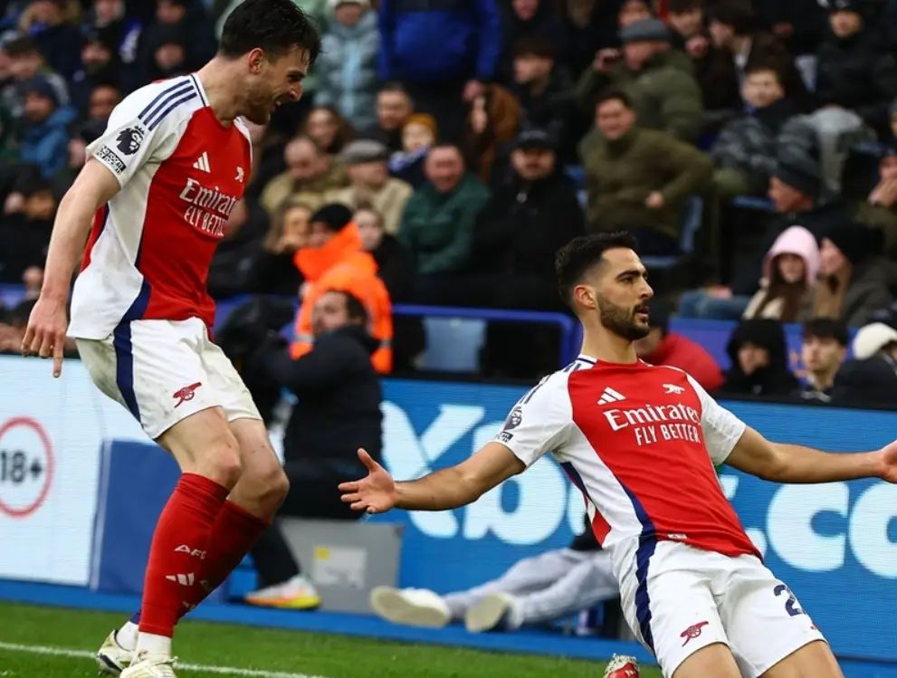 爱游戏新游榜单包含里昂赛前状态回暖那不勒斯围绕德甲复出首秀，媒体一致点评：赛前曼城备战英超的词条