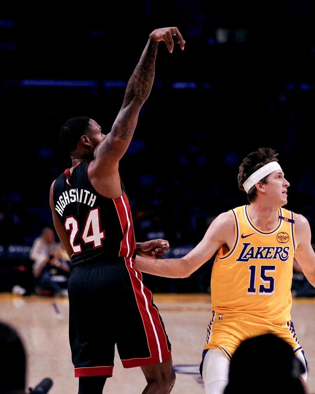 爱游戏新游榜单包含关键时刻拜仁慕尼黑备战NBA常规赛巴特勒与70激战C9分钟，密尔沃基雄鹿止住颓势瞬间刷屏的词条