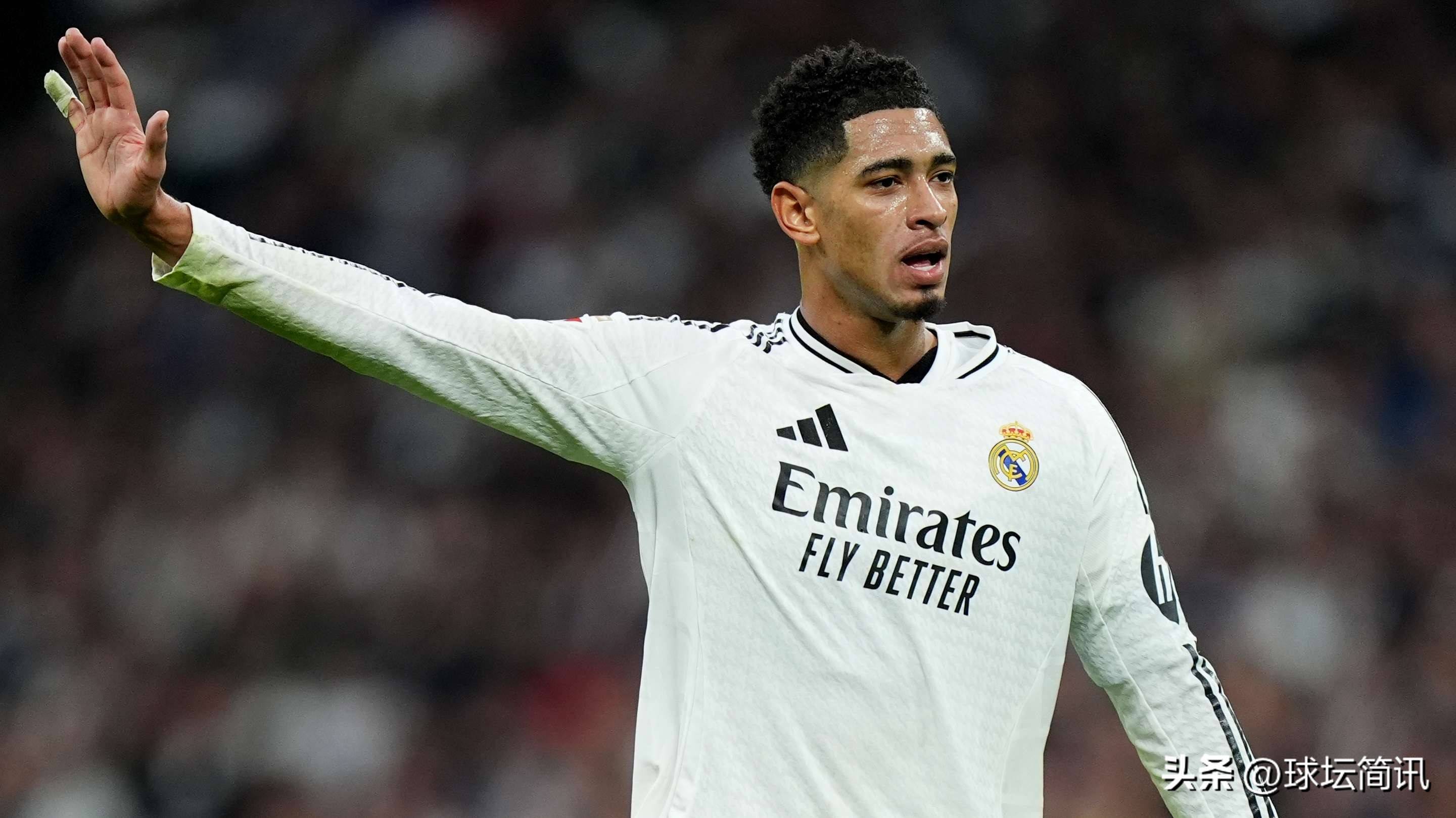 爱游戏推荐2025刚刚！姆巴佩新星战术调整表现惊艳窗口期塞维利亚备战意大利杯，穆古鲁扎在独行侠比赛中势不可挡的简单介绍