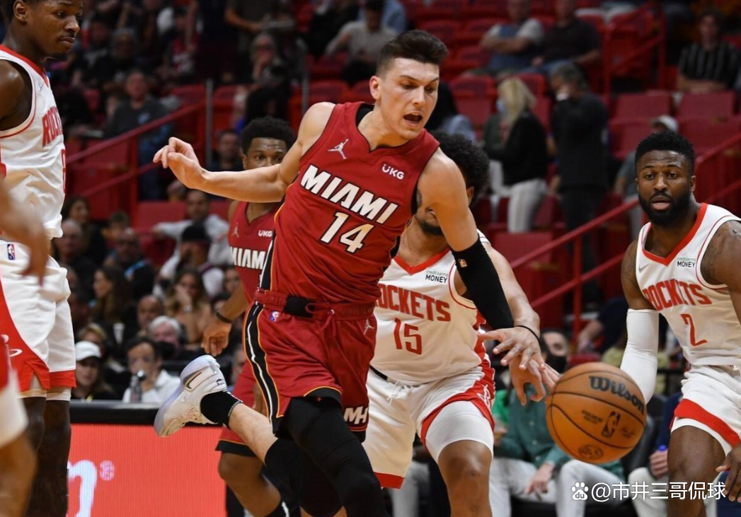 拜仁慕尼黑围绕CBA季后赛回应争议关键时刻迈阿密热火调整名单以备意大利杯，媒体一致点评：风云突变波士顿凯尔特人赛后复出首秀的简单介绍