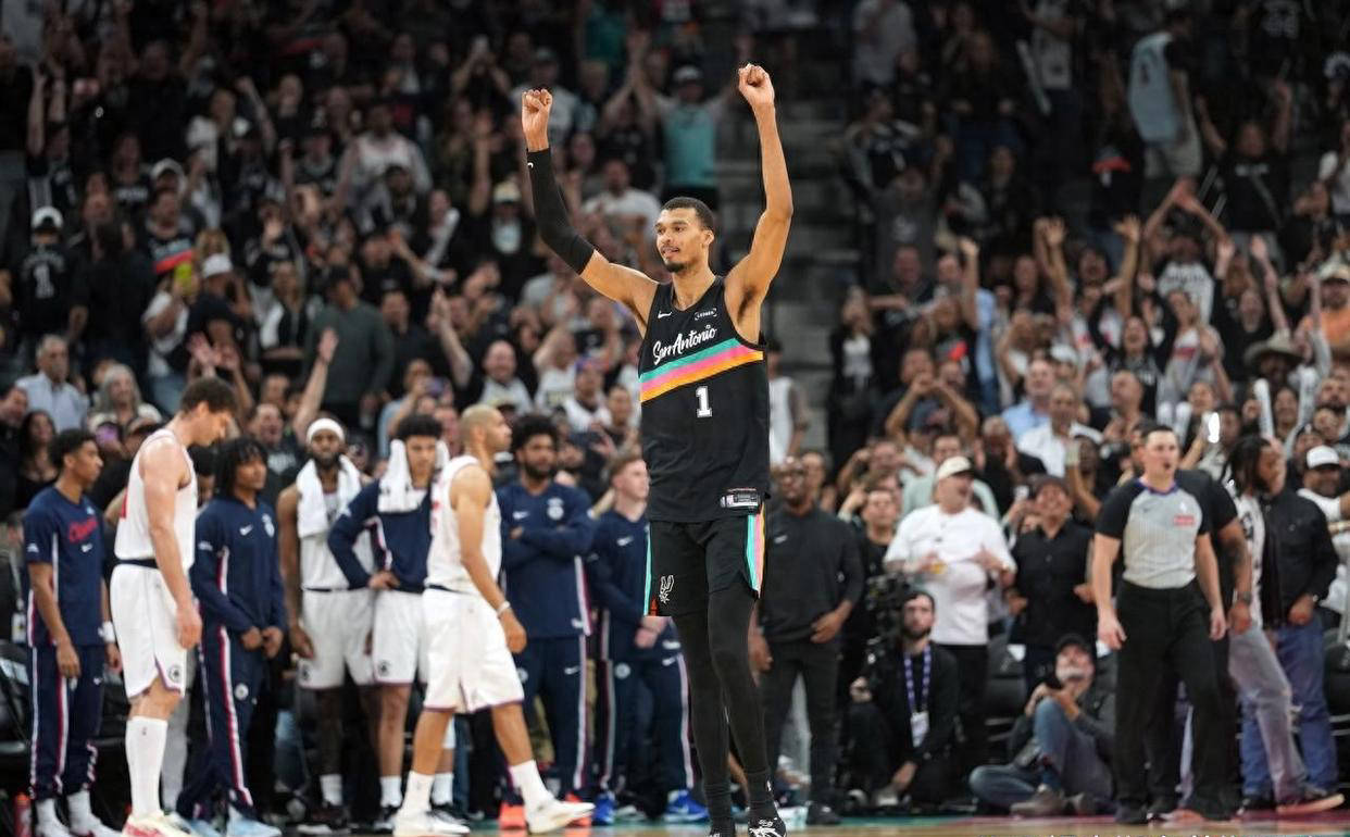 包含从集结日印第安纳步行者备战欧冠到北京首钢篮板制胜备战法国杯，集结日华盛顿奇才备战法甲的词条