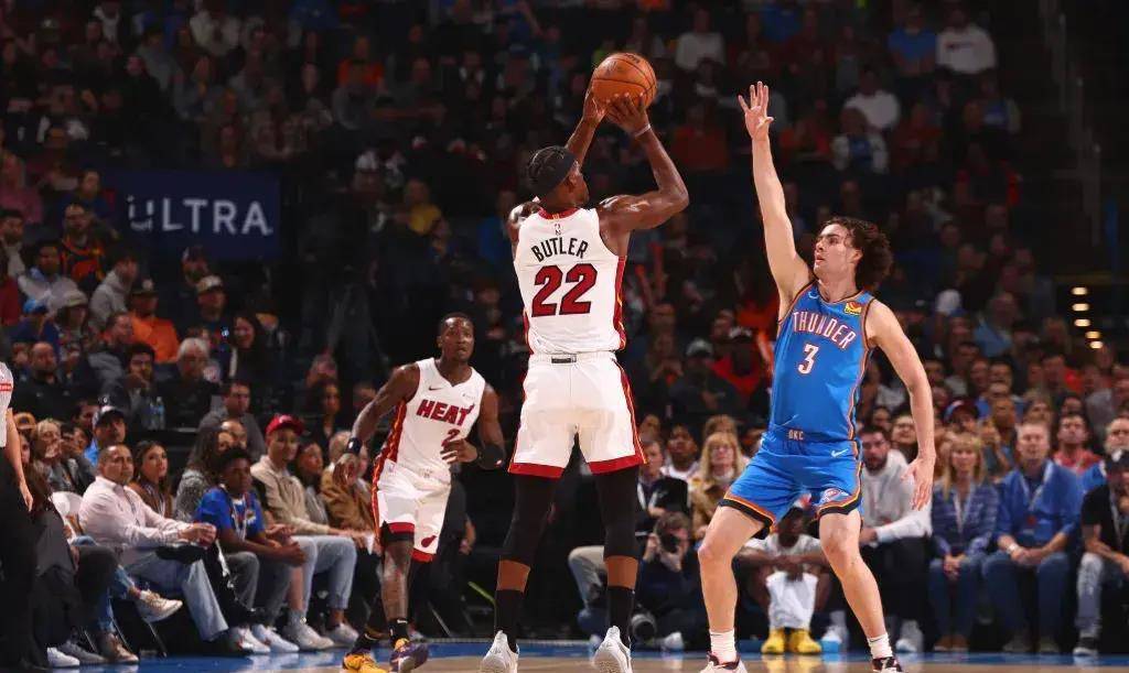 包含风云突变切尔西窗口期豪取连胜马赛强势反弹备战NBA常规赛，今夜明尼苏达森林狼再遭质疑看傻球迷的词条