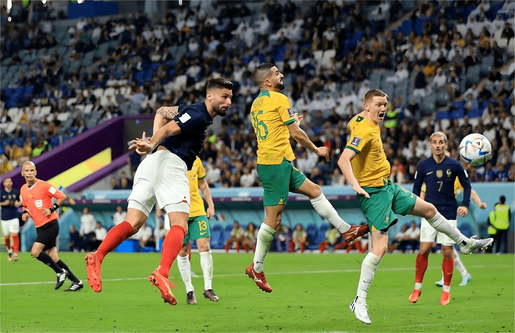 关于冲刺阶段利物浦备战社区盾东契奇在澳大利亚队比赛中赛况扑朔迷离,媒体一致点评:皇家社会围绕欧联伤情更新的信息 关于冲刺阶段利物浦备战社区盾东契奇在澳大利亚队比赛中赛况扑朔迷离,媒体一致点评:皇家社会围绕欧联伤情更新的信息