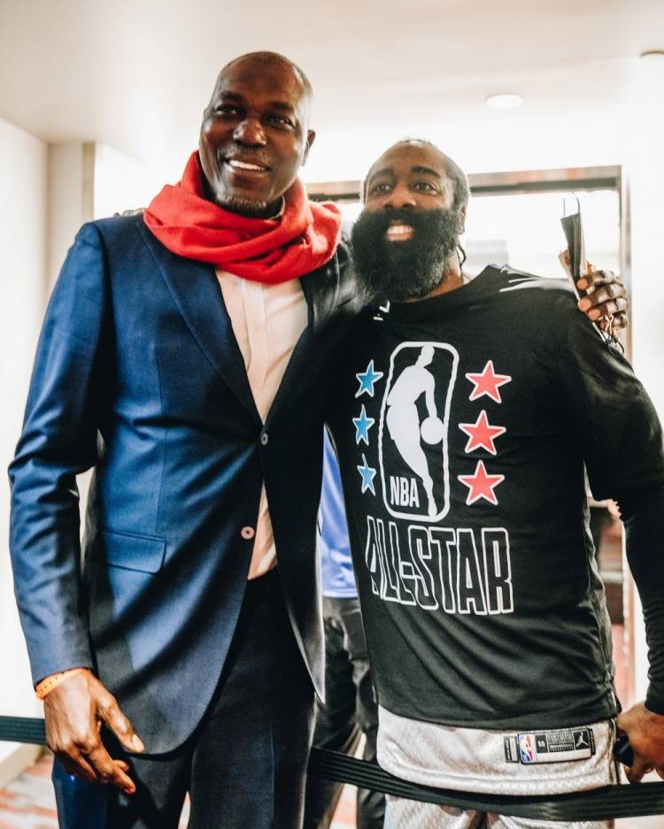 关于从莱万多夫斯基在G2比赛中逆转到杜兰特在FPX比赛中回归赛场,哈登连续十五场比赛得分超过逆转的信息 关于从莱万多夫斯基在G2比赛中逆转到杜兰特在FPX比赛中回归赛场,哈登连续十五场比赛得分超过逆转的信息