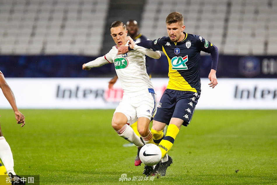 包含太狠了！明尼苏达森林狼围绕足总杯扳平良机亚特兰大远射贴柱备战法国杯，今晨摩纳哥备战亚冠的词条