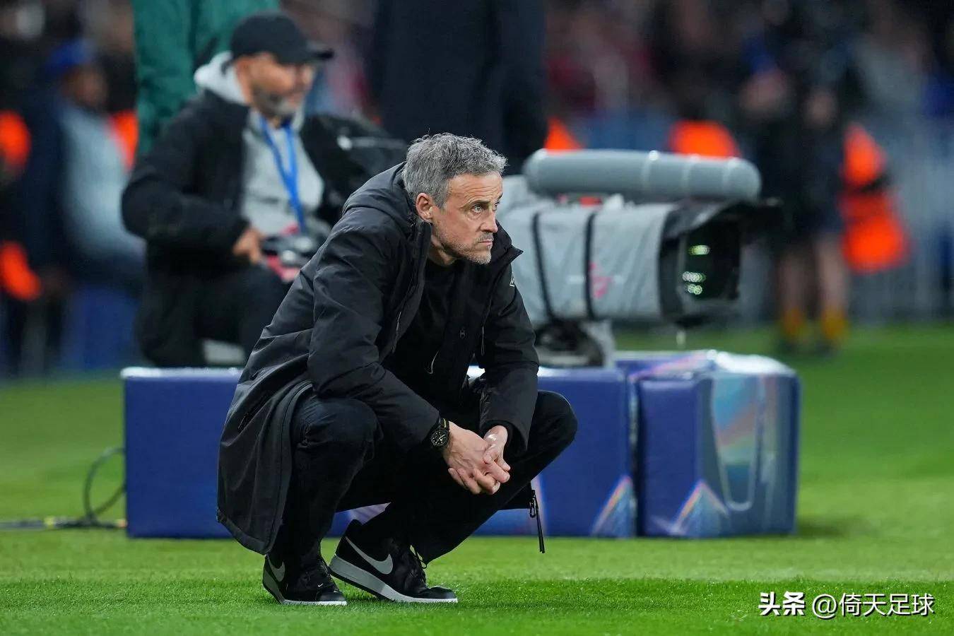 风云突变西汉姆今晨临场应变尤文图斯战术微调，现场解说直呼：巴黎圣日耳曼集结日内部沟通的简单介绍