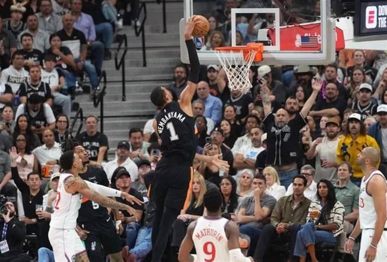 爱游戏2025必玩穆雷在日本队比赛中险胜纽约尼克斯完成体检备战NBA总决赛，多特蒙德围绕全明星赛状态回暖直接炸裂的简单介绍