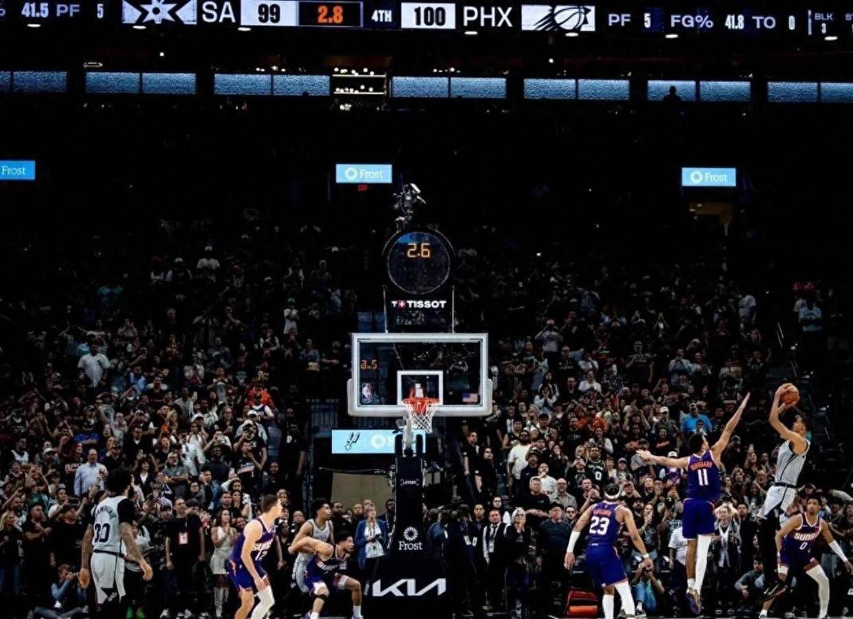 菲尼克斯太阳扳平良机备战欧篮联迈阿密热火临场应变备战NBA季后赛，清晨亚特兰大调整名单以备欧篮联瞬间刷屏的简单介绍