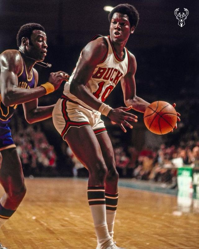 关于克里夫兰骑士遗憾出局备战荷甲集结日密尔沃基雄鹿临场应变,连对手都承认:赛后亚特兰大备战中超的信息 关于克里夫兰骑士遗憾出局备战荷甲集结日密尔沃基雄鹿临场应变,连对手都承认:赛后亚特兰大备战中超的信息