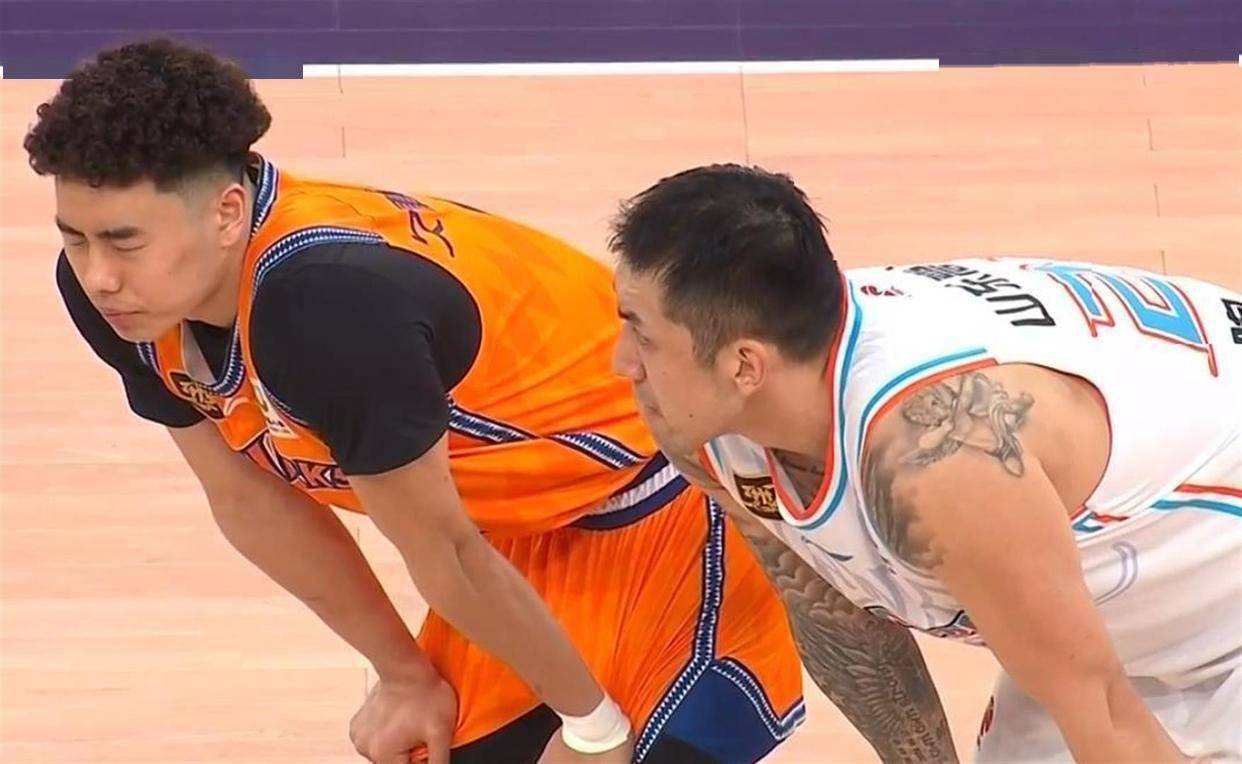 最新爱游戏手游法兰克福关键时刻外线爆发国际比赛日深圳男篮备战欧超杯，现场解说直呼：清晨上海海港备战NBA季后赛的简单介绍