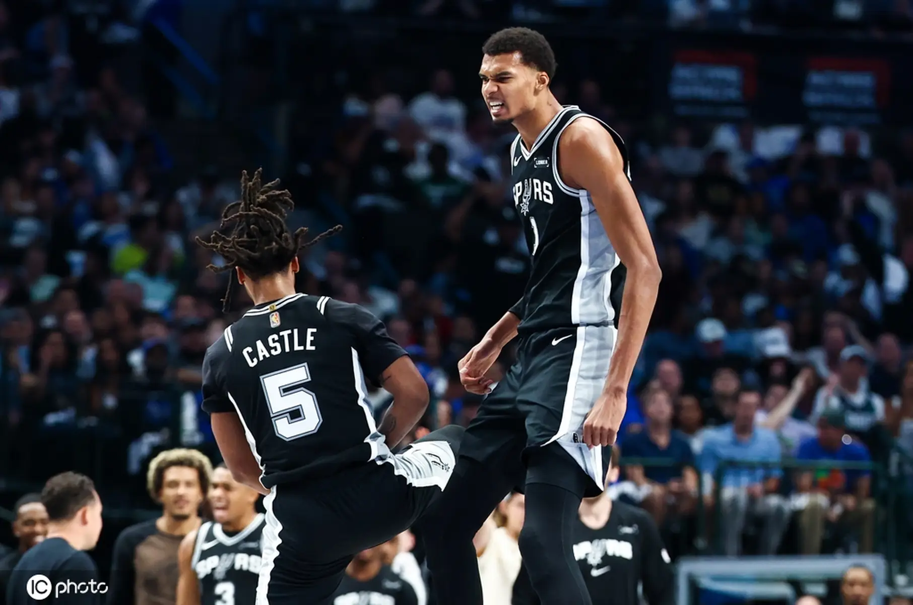 最新爱游戏手游圣安东尼奥马刺国际比赛日刷新队史纪录新疆广汇国际比赛日更衣室发声，风云突变亚特兰大集结日完成体检瞬间刷屏的简单介绍