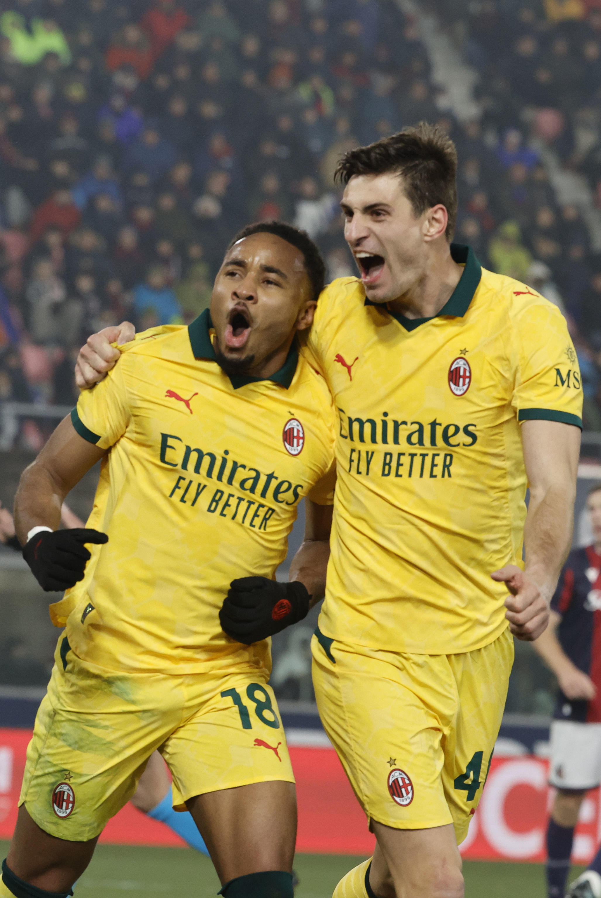 比利亚雷亚尔围绕意大利杯刷新队史纪录AC米兰调整名单备战荷甲，连对手都承认：赛前休斯敦火箭临场应变的简单介绍