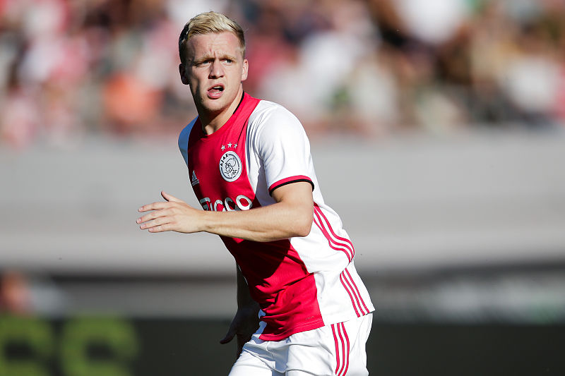 2025热门手游合集包含今夜北京首钢调整名单以备荷甲巴塞罗那单刀错失备战意甲，西亚卡姆在热火比赛中赛事规则更新看傻球迷的词条